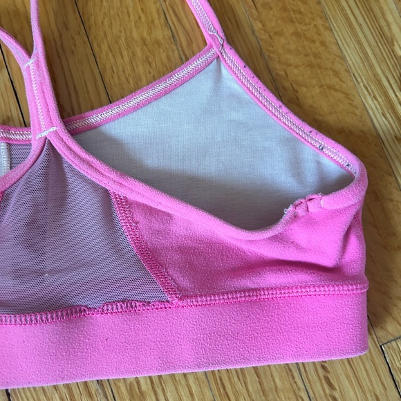 Lululemon sports bra - Picture 4 of 5